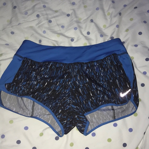 Nike Pants - Women’s Nike shorts